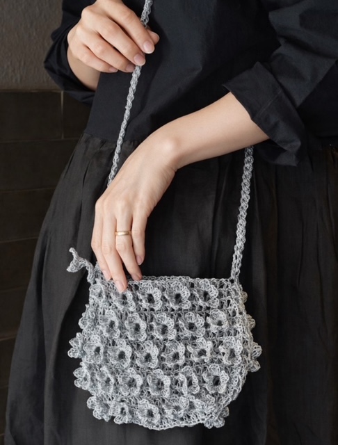 美品✨トゥービーシック現行　ダンボールラッフルスリーブ フリル　ノーカラーコート STORY掲載】【ウォッシャブル】ベアダンボールノーカラーコート(コート